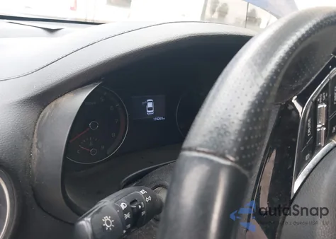 2020 Kia Forte Gt-Line z USA, uszkodzony, nr VIN 3KPF34AD1LE176335